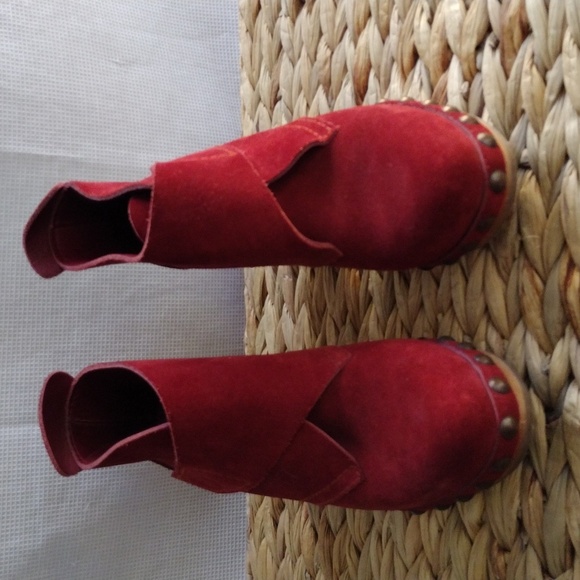 Pedro Garcià red suede studded ankle booties 37.5 - Picture 2 of 11